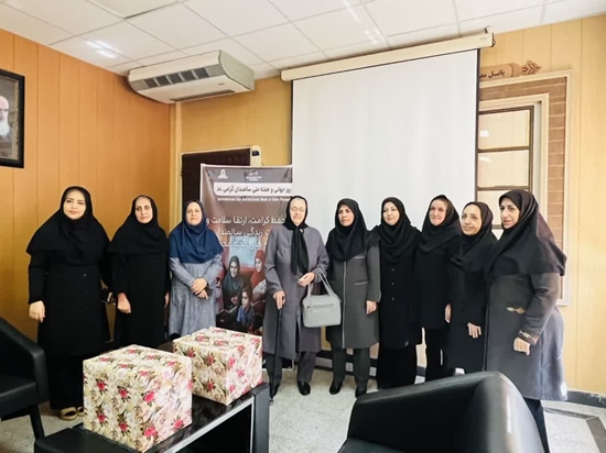 تقدیر از داوطلبین سلامت در حوزه سالمندان 